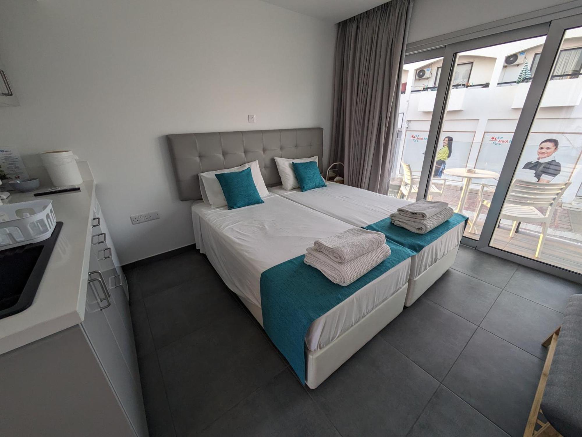 איה נאפה Memory Apartments מראה חיצוני תמונה